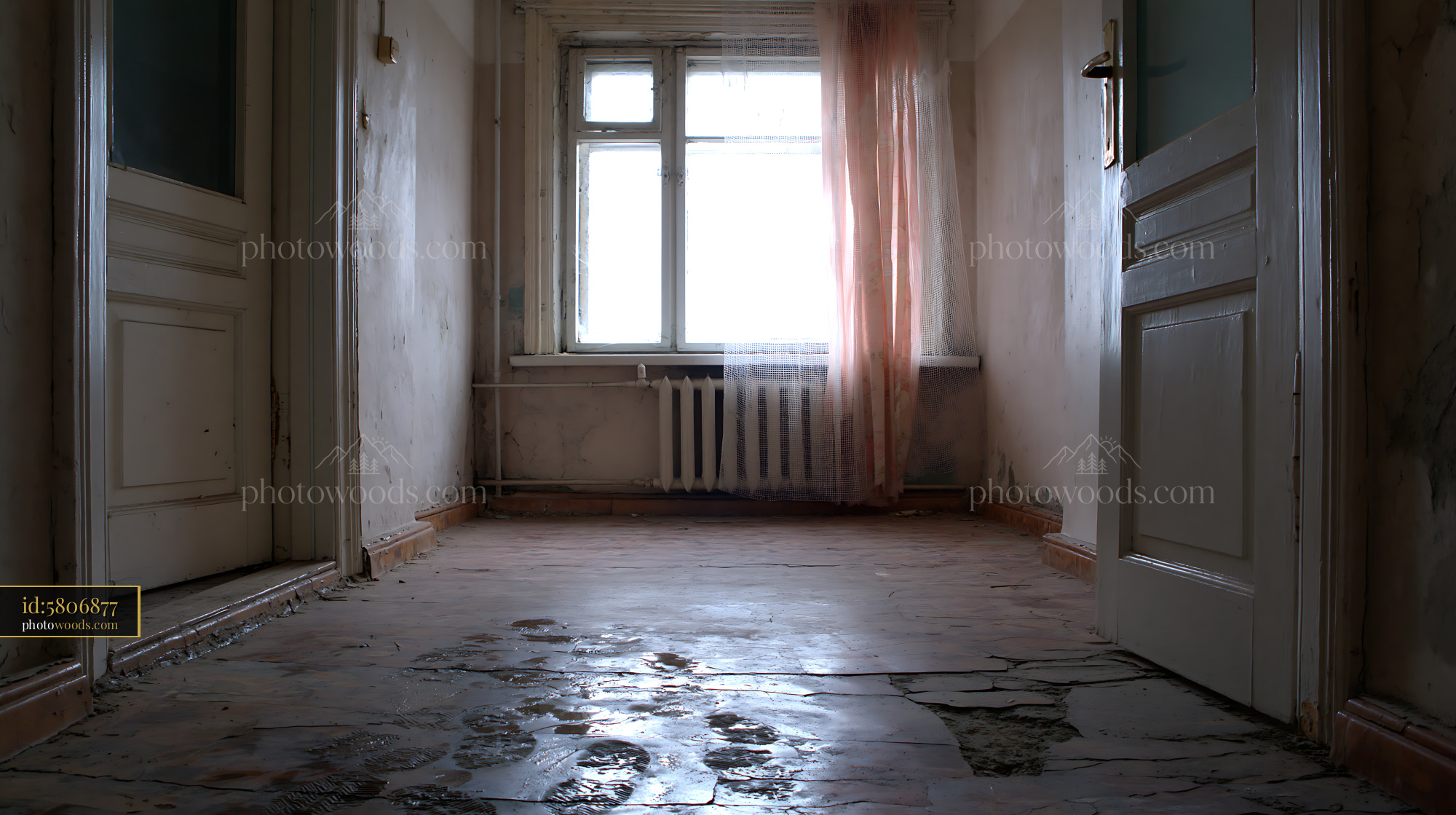 Crumbling Corridor in a Communal Flat With Natural Light